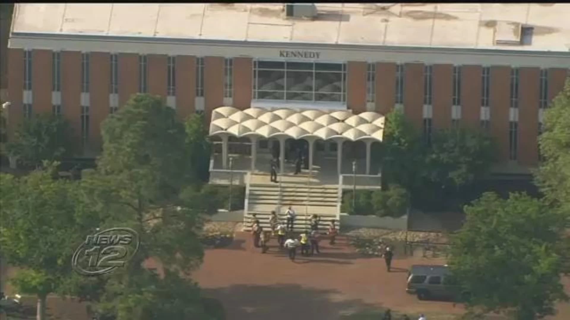 North Carolina campus shooting leaves 2 dead, 4 injured