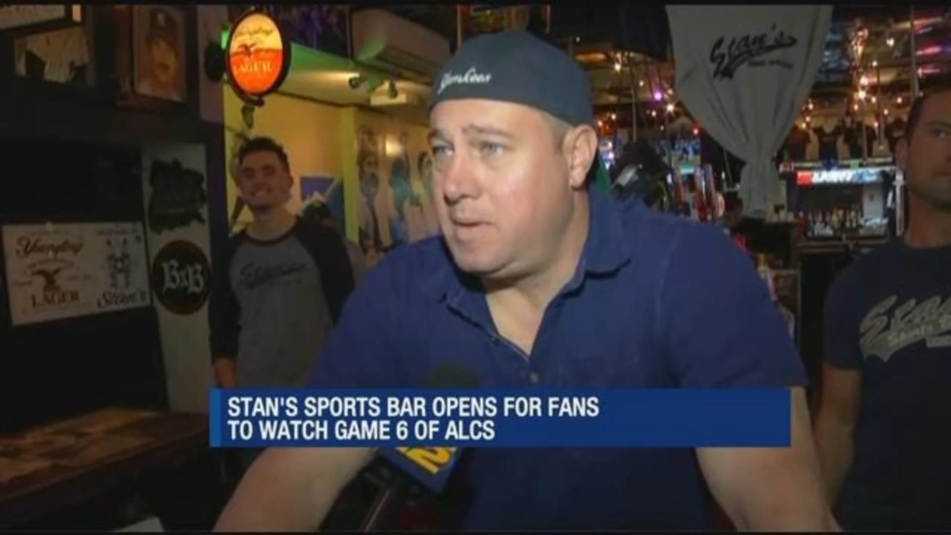 Bronx sports bar packs in pumped up Yankees fans
