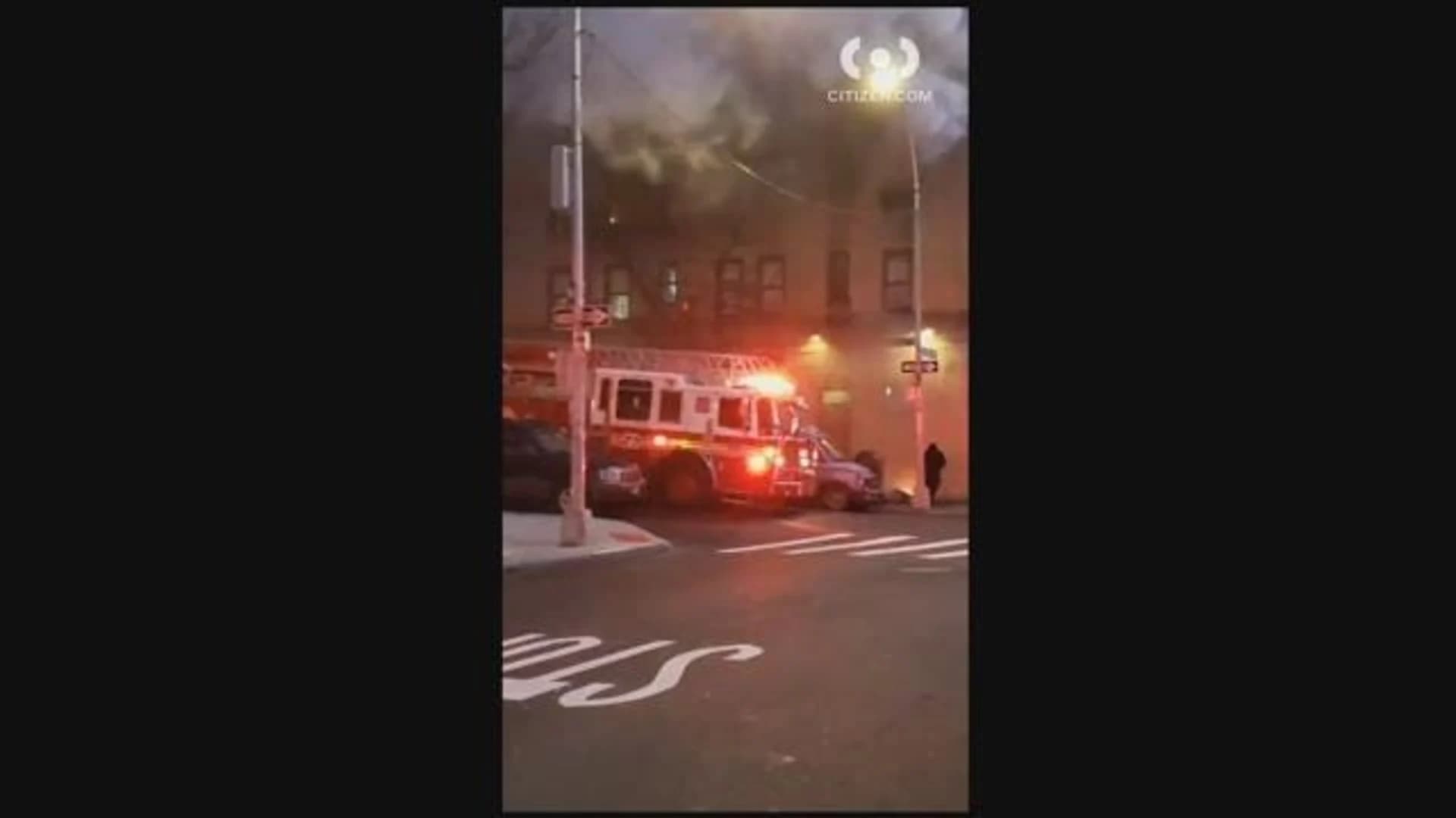 3 injured in Bedford Park apartment building fire