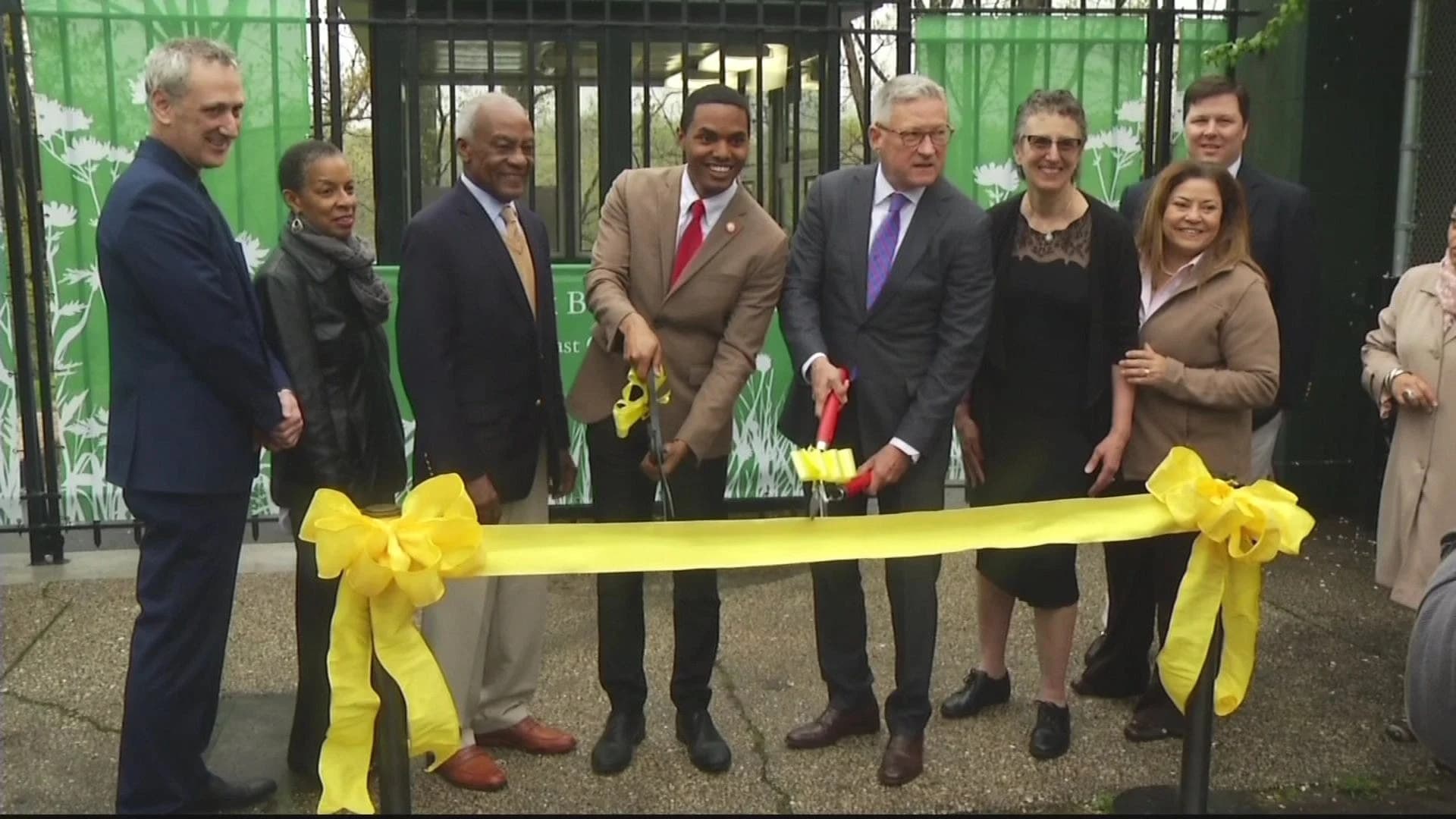 Revamped NY Botanical Gardens east gate opens