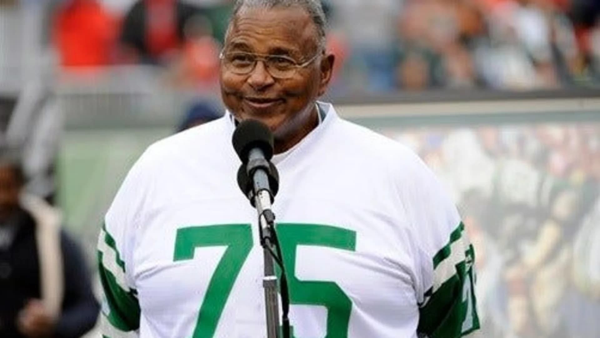 Jets offensive lineman, Giants GM voted into Pro Football Hall of Fame