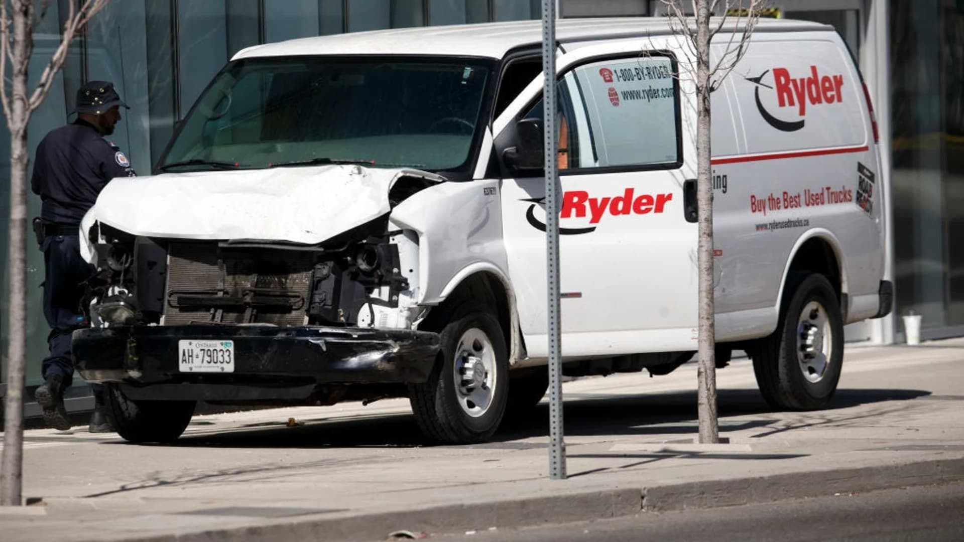Van kills 10 and injures 15 in Toronto; driver in custody