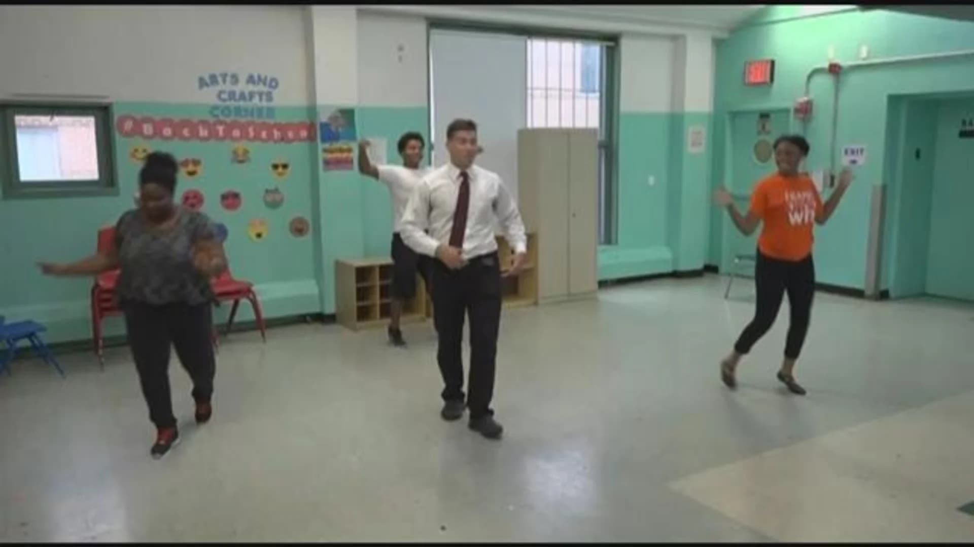 Kids from homeless shelter sing, dance with Broadway stars