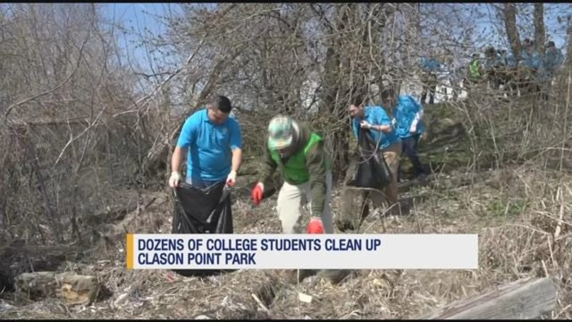 Lehman College students clean up Clason Point Park