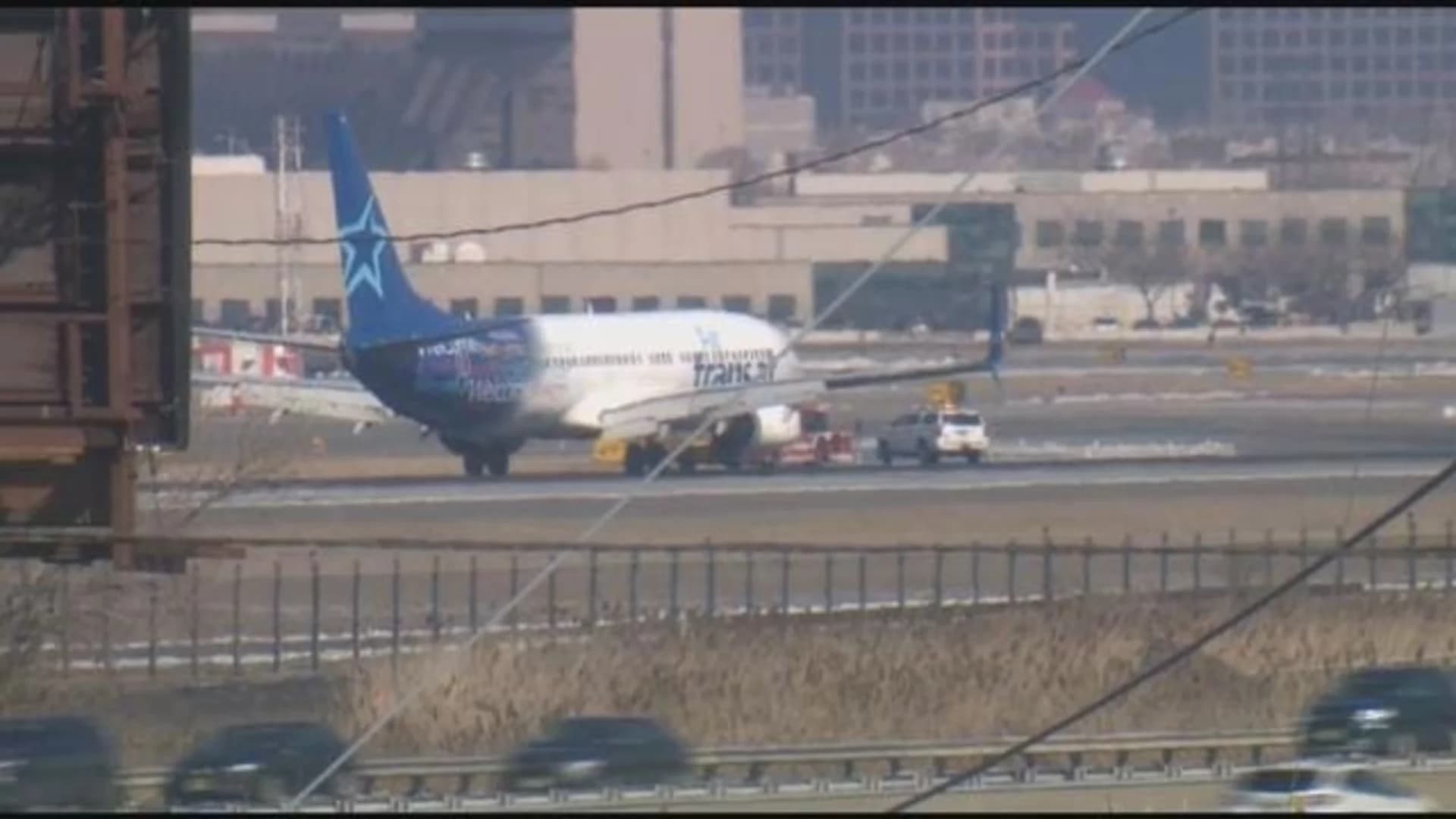 Plane makes emergency landing in Newark, passengers evacuated