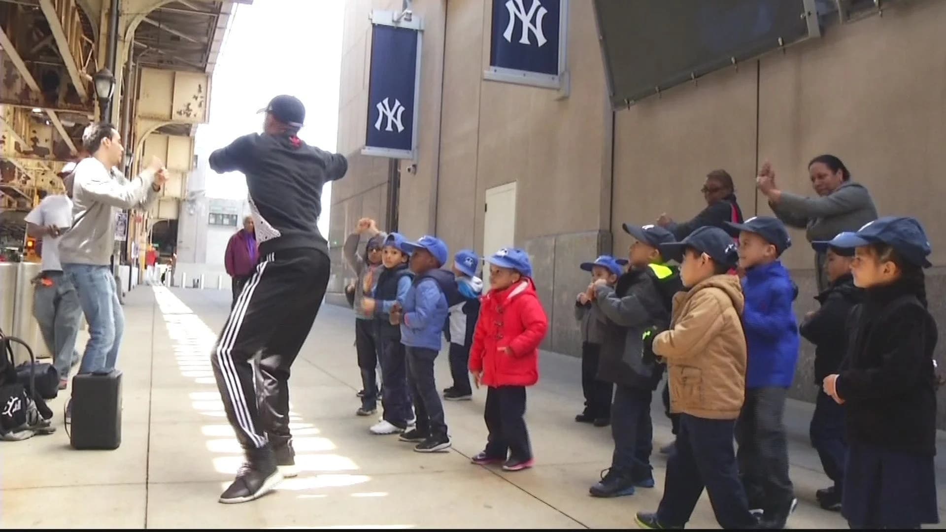 Best of the Bronx: Derek Jeter-inspired dance