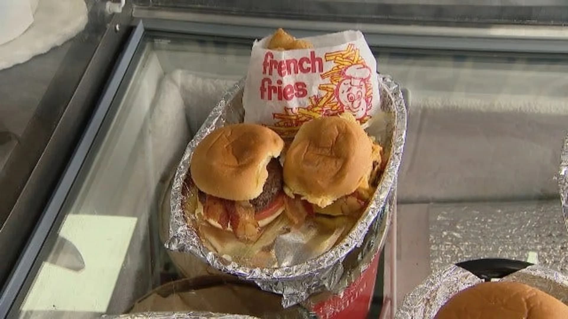 Tasty Tuesday: Biggie Burgers in North Merrick