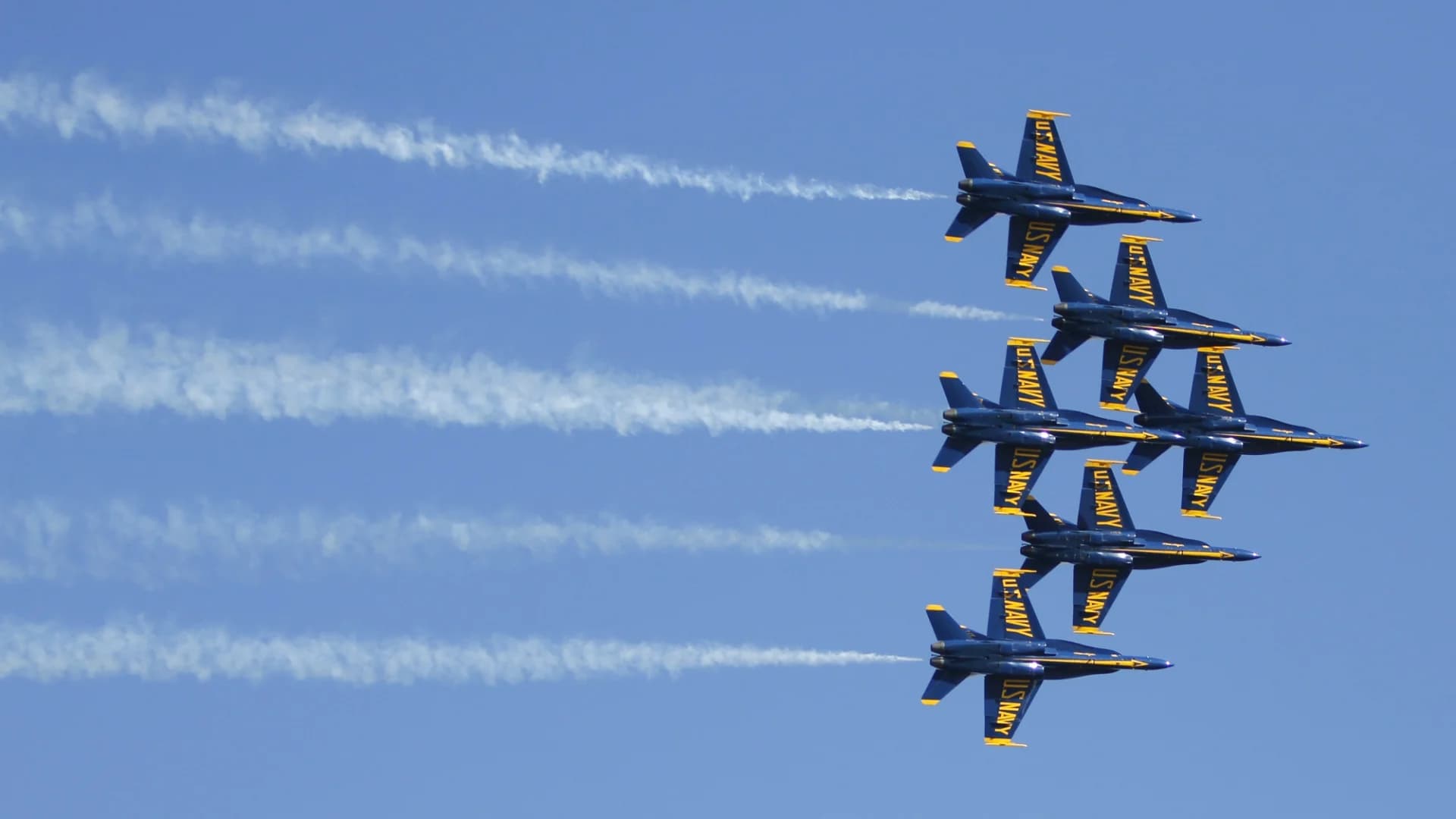 They're back! Blue Angels to headline Bethpage Air Show at Jones Beach