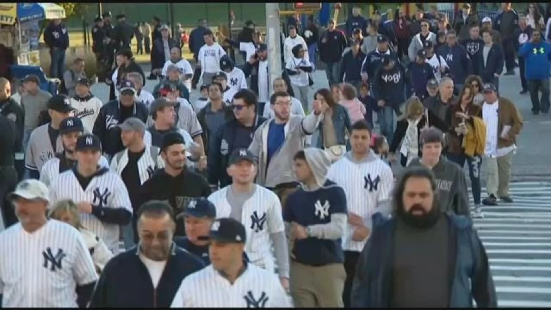 Yankee fans hope team will end 10-year World Series drought