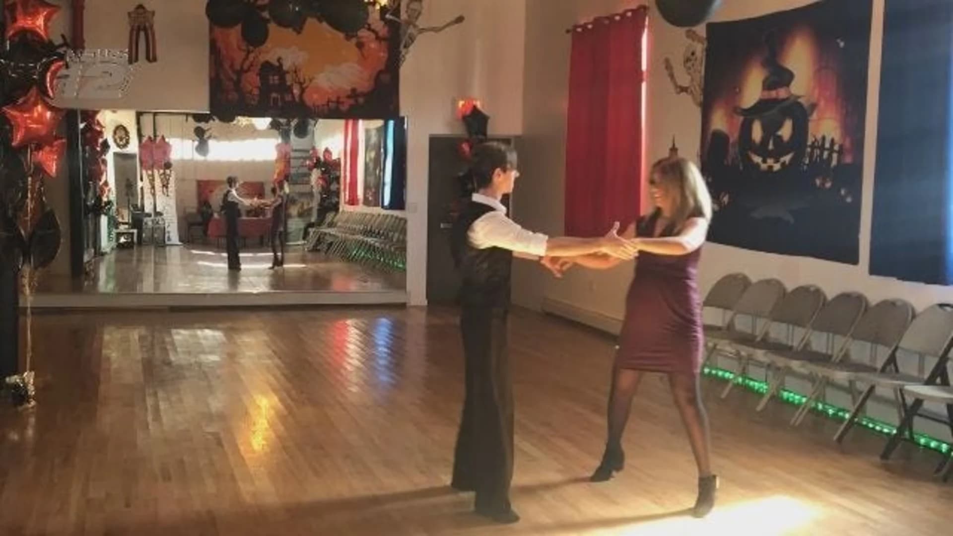 Quick lessons from a pro ballroom dancer
