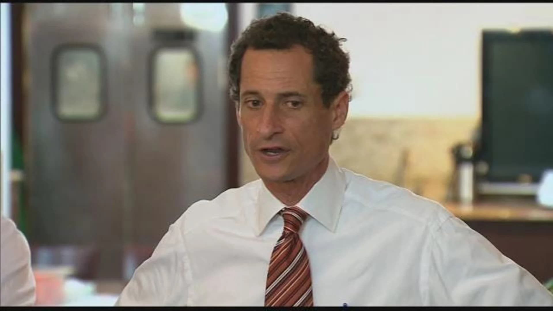 Bronx judge orders Anthony Weiner to register as level 1 sex offender