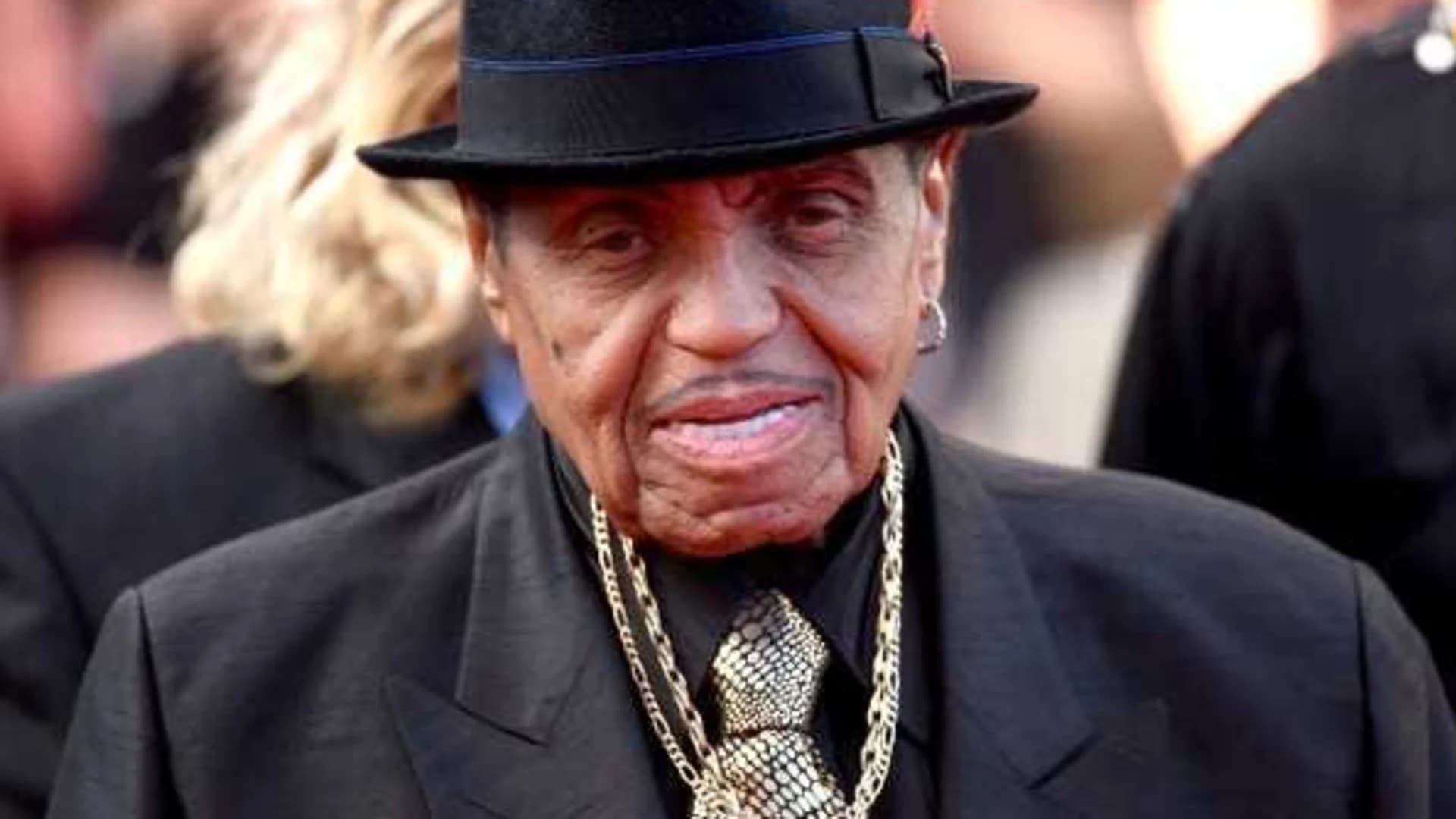 Joe Jackson, patriarch of musical Jackson family, dies at 89
