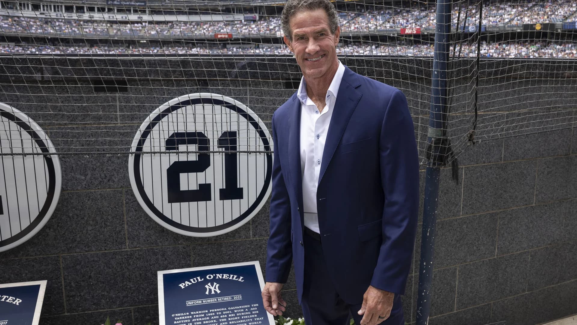 Yankees retire Paul O’Neill’s No. 21 jersey, Cashman booed