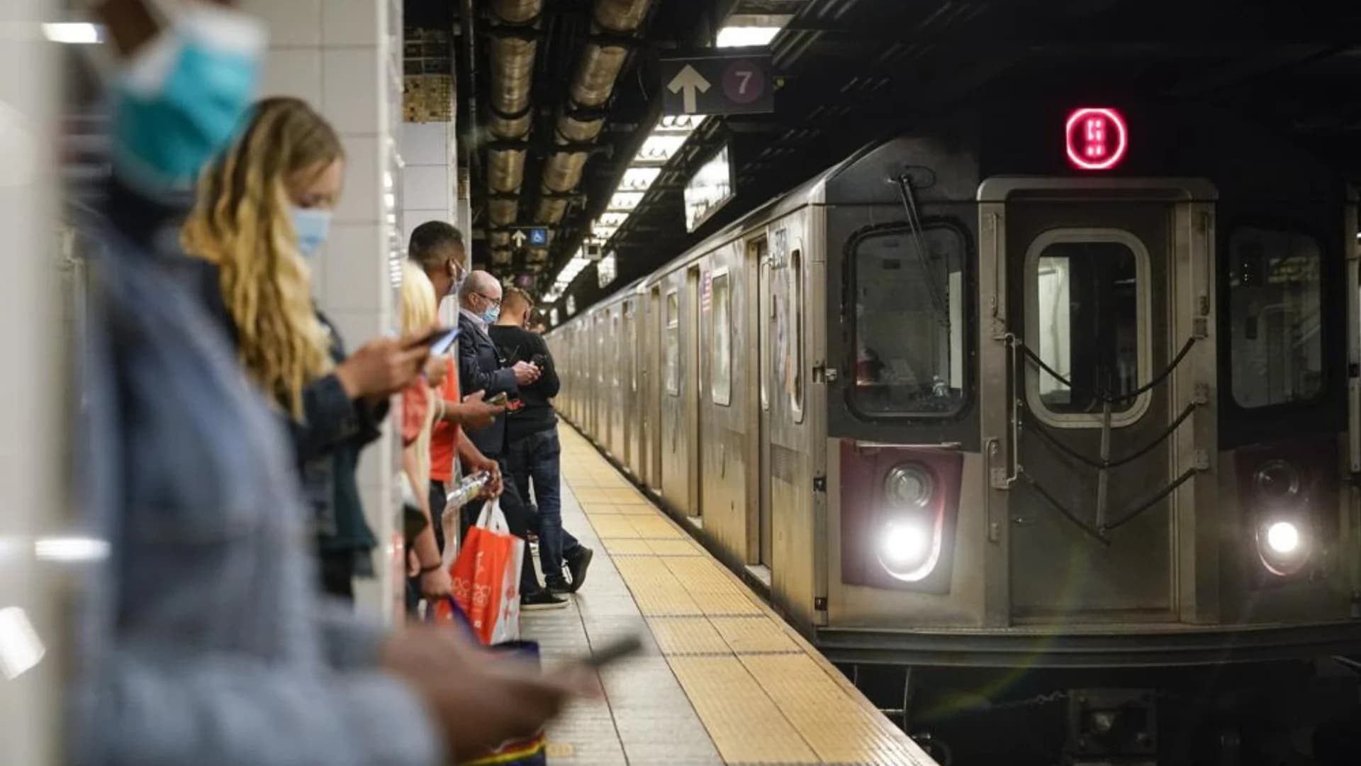 NYC subway crackdown starts with 143 arrests, 1,500 tickets