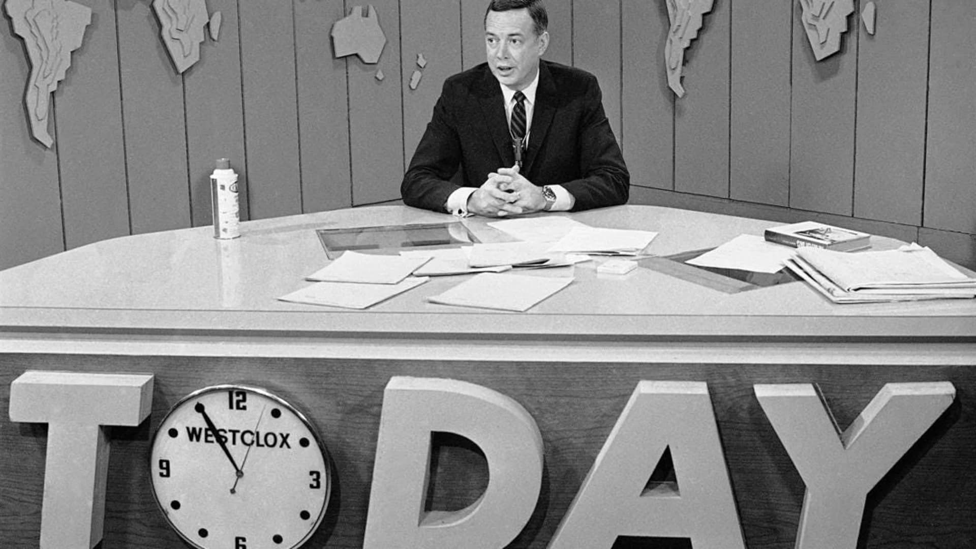 Hugh Downs, genial presence on TV news and game shows, dies at 99