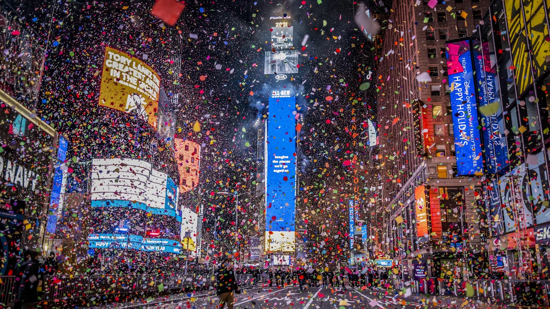 Guide: Going to NYC for New Year’s Eve? MTA says it's best way to travel