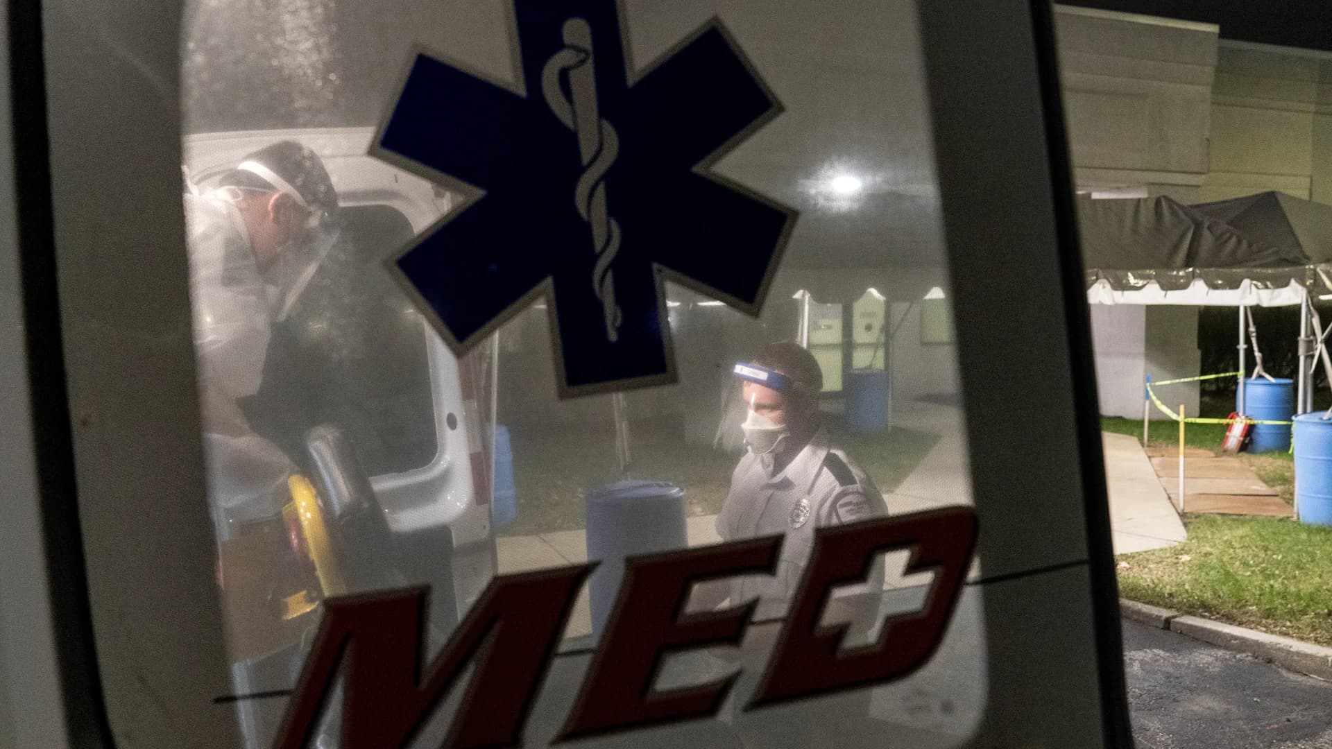 Bronx hosts job fair for those looking to become an EMT