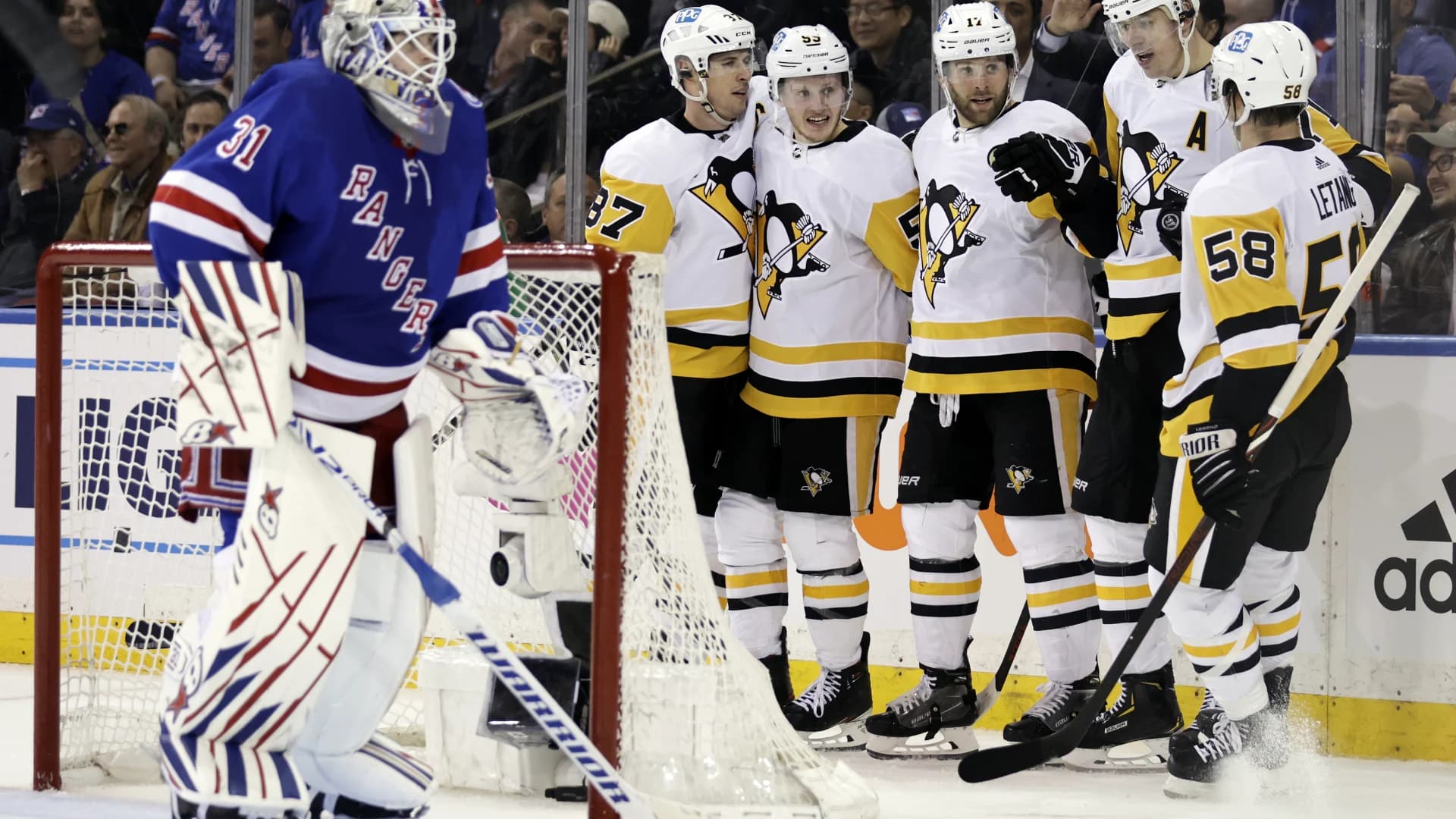 Malkin’s tip lifts Penguins past Rangers in 3OTs in Game 1
