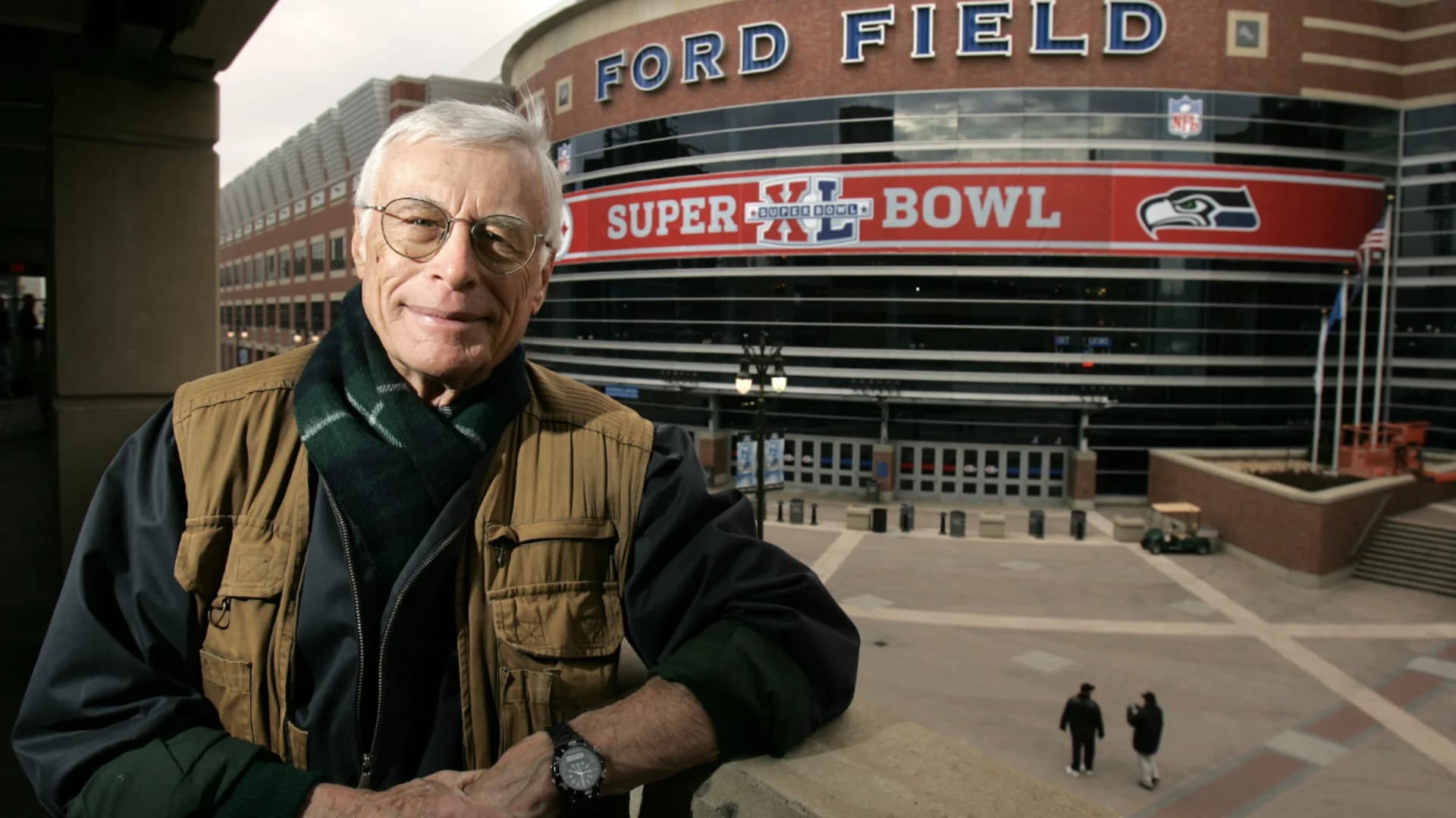 Long Island native, football writer Jerry Green missing first Super Bowl in 57 years