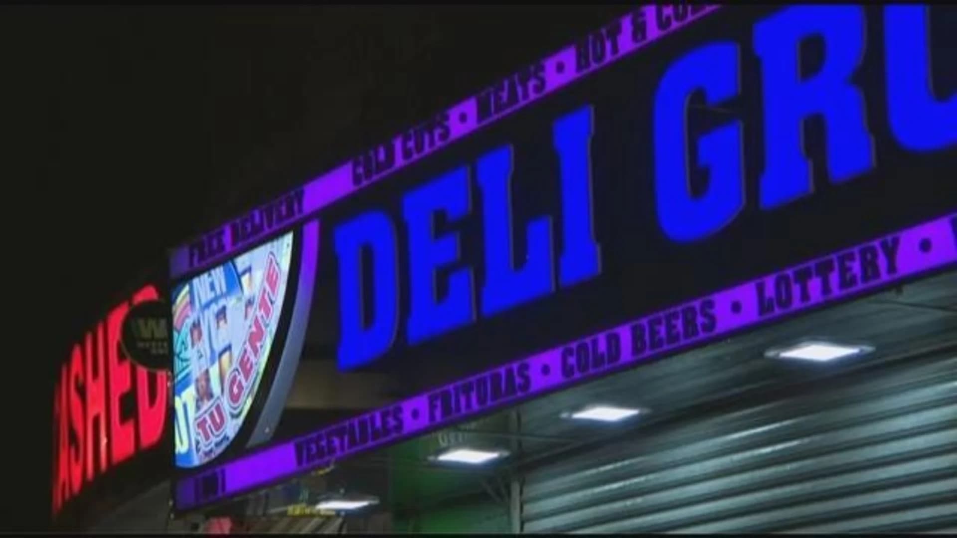 Man slashes bodega employee in the face after trying to steal soft drinks