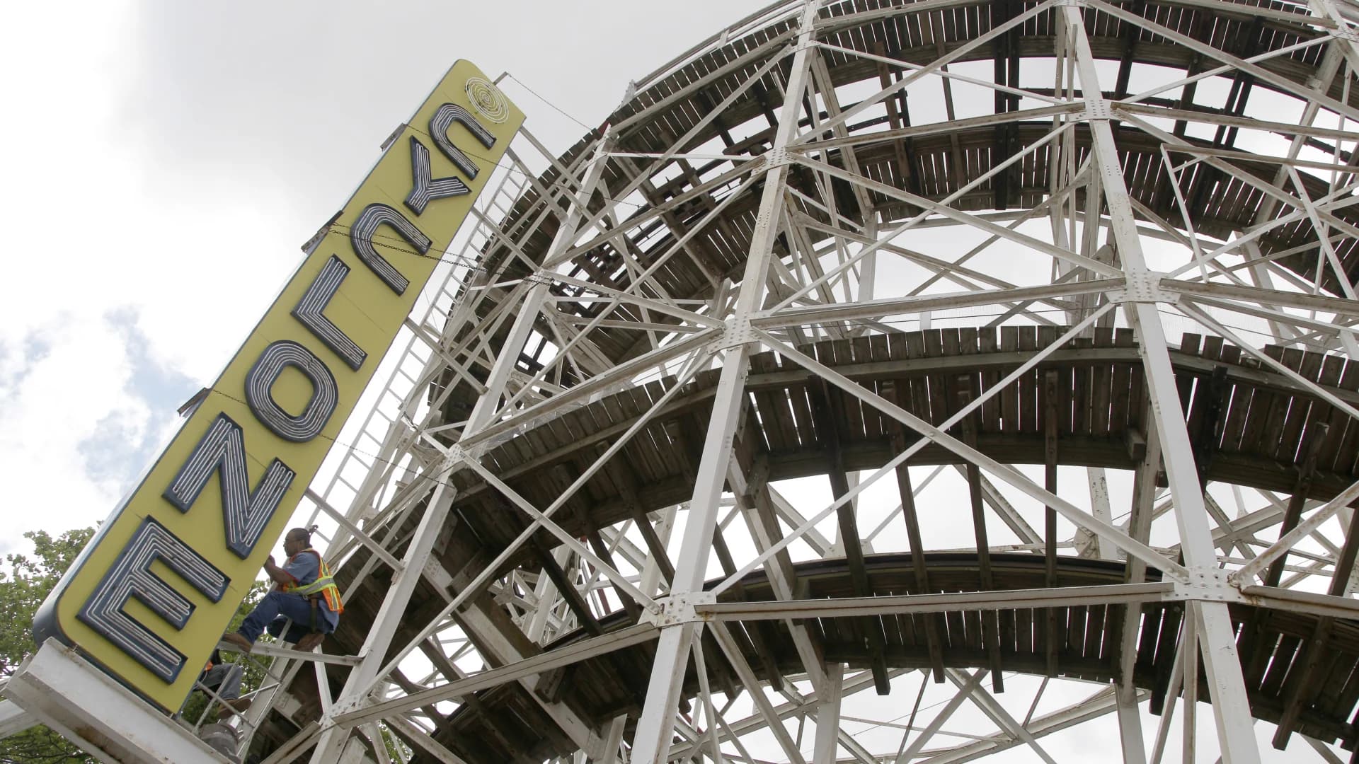 Coney Island’s Luna Park set to reopen April 9